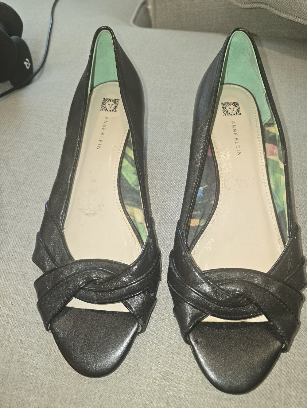 Anne Klein Women's Black Open-Toe Shoes Size 11
